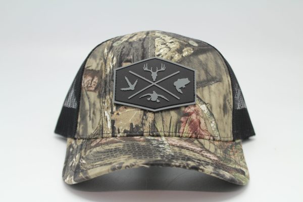 Mossy Oak Break Up Country Pattern Leather Patch with Black Mesh
