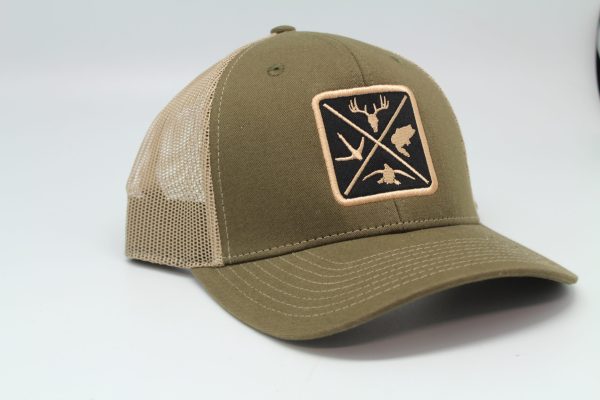 Mossy Oak Bottom Land Pattern Woven Patch Cap with Tan Mesh